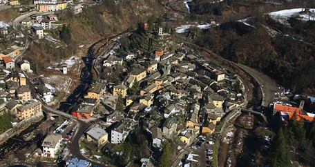 Shops and Bars  La Tentazione